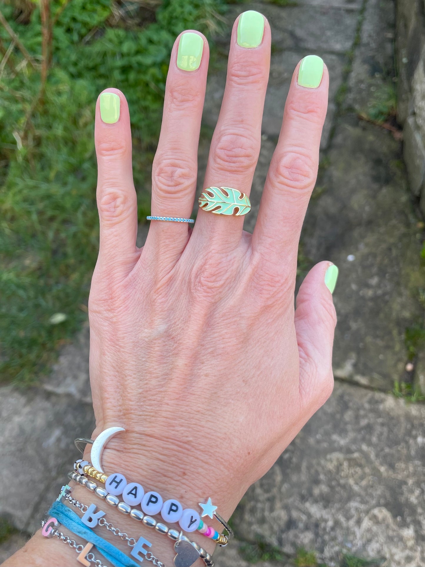 Monstera Leaf Ring